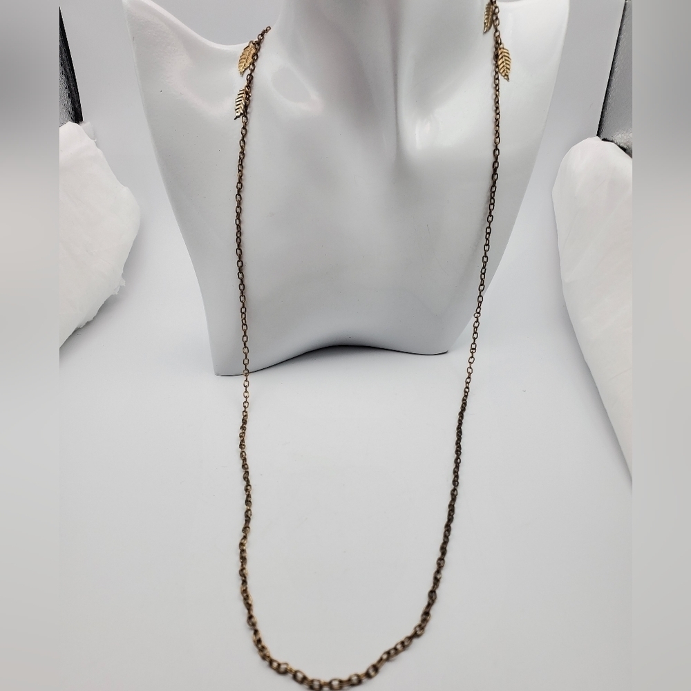 The gods feather necklace N1220‎